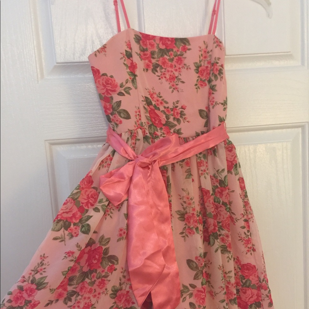 Un deux trois formal dress